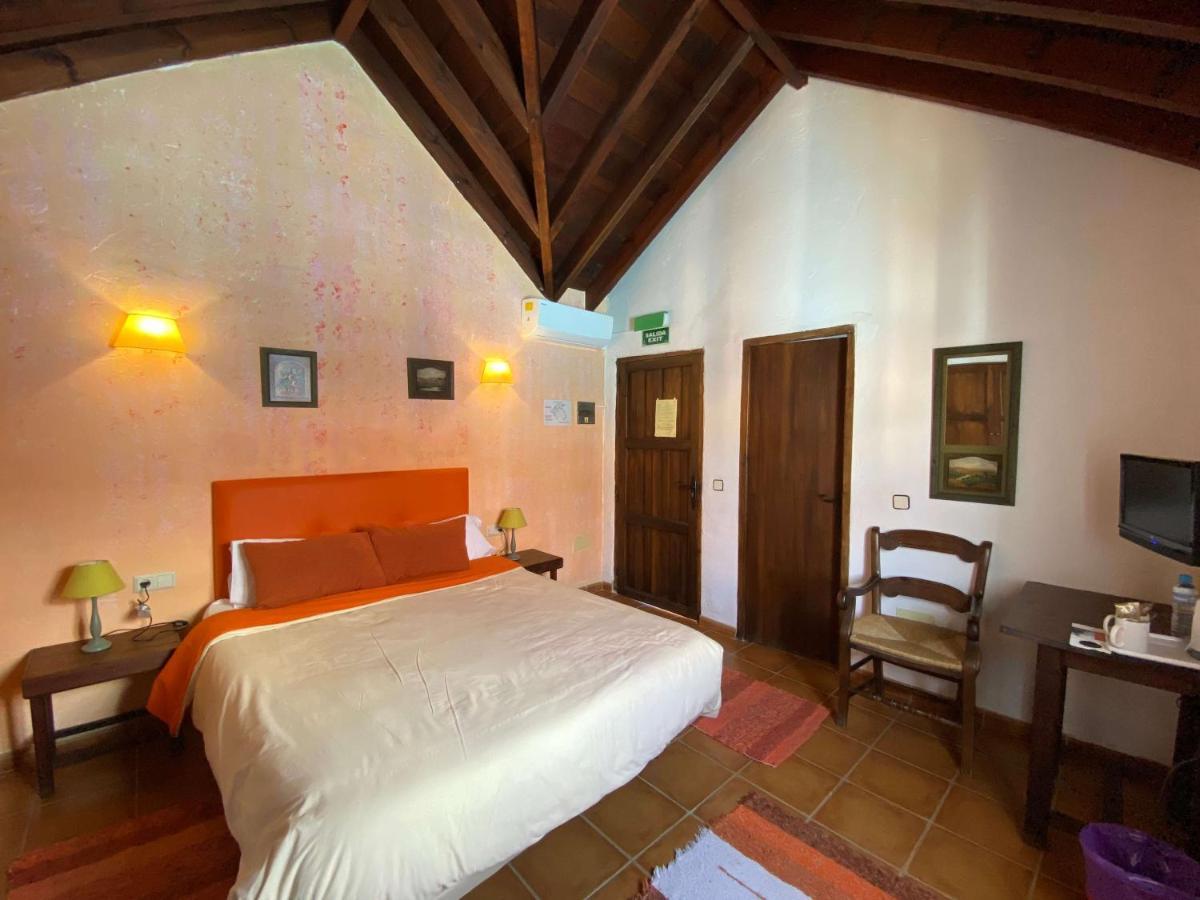 Hotel Restaurante Bandolero Júzcar Esterno foto