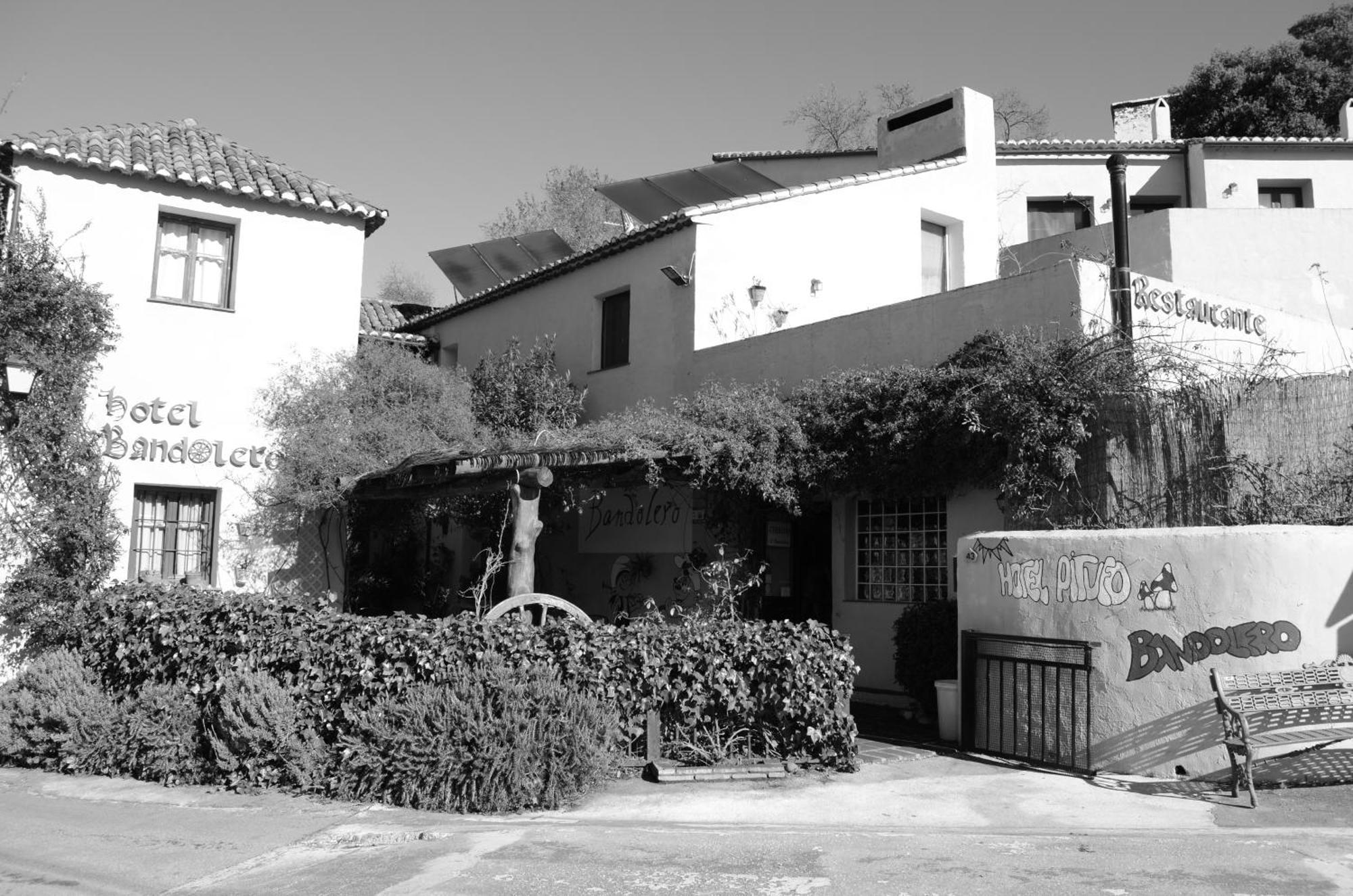 Hotel Restaurante Bandolero Júzcar Esterno foto