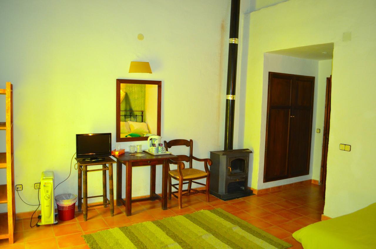 Hotel Restaurante Bandolero Júzcar Esterno foto